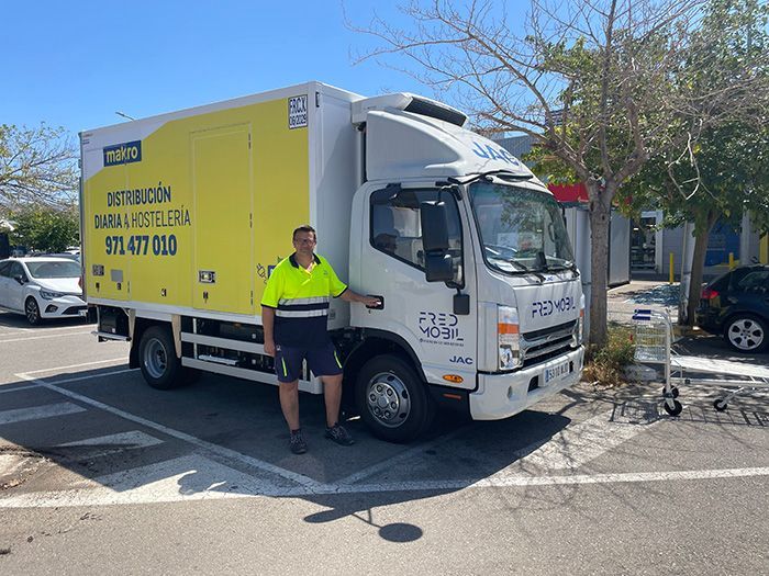FREDMÒBIL adquiere el primer camión eléctrico de Mallorca